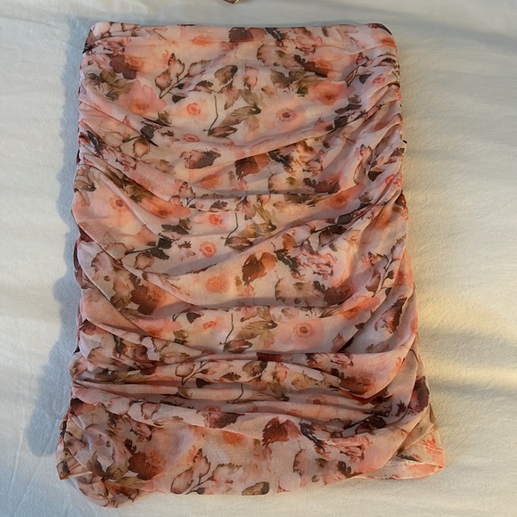 Princess Polly Skirt Set - Picture 2 of 6